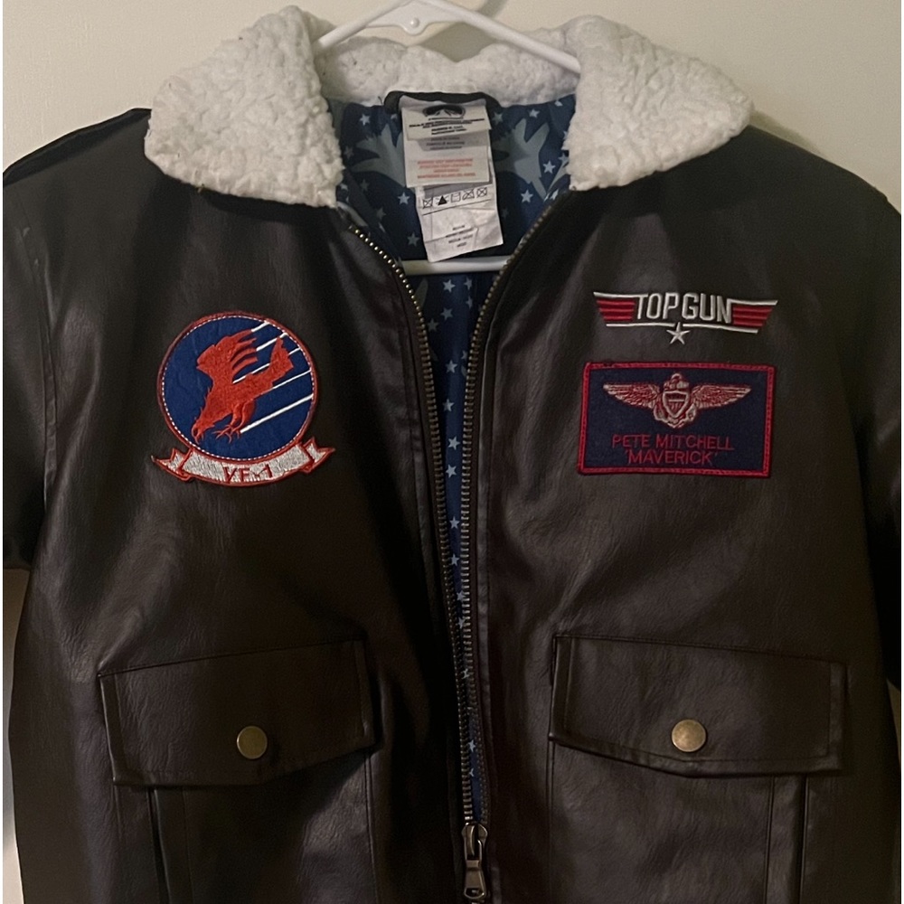 Top Gun Kids Bomber Jacket (M) EUC worn 1x as Maverick for Halloween $70